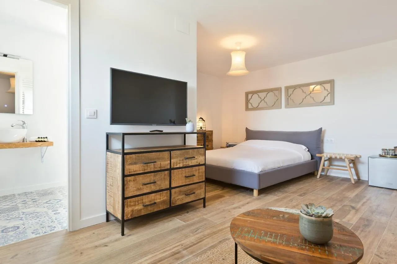 Masia Can Rovira - Esc1852 San Lorenzo de Hortons Aparthotel